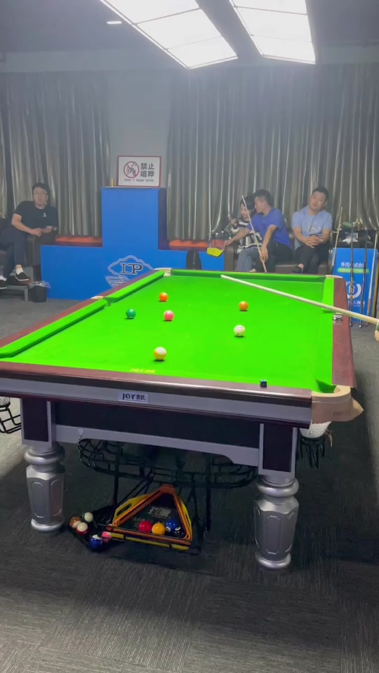 吉尔杰斯 吉尔杰斯